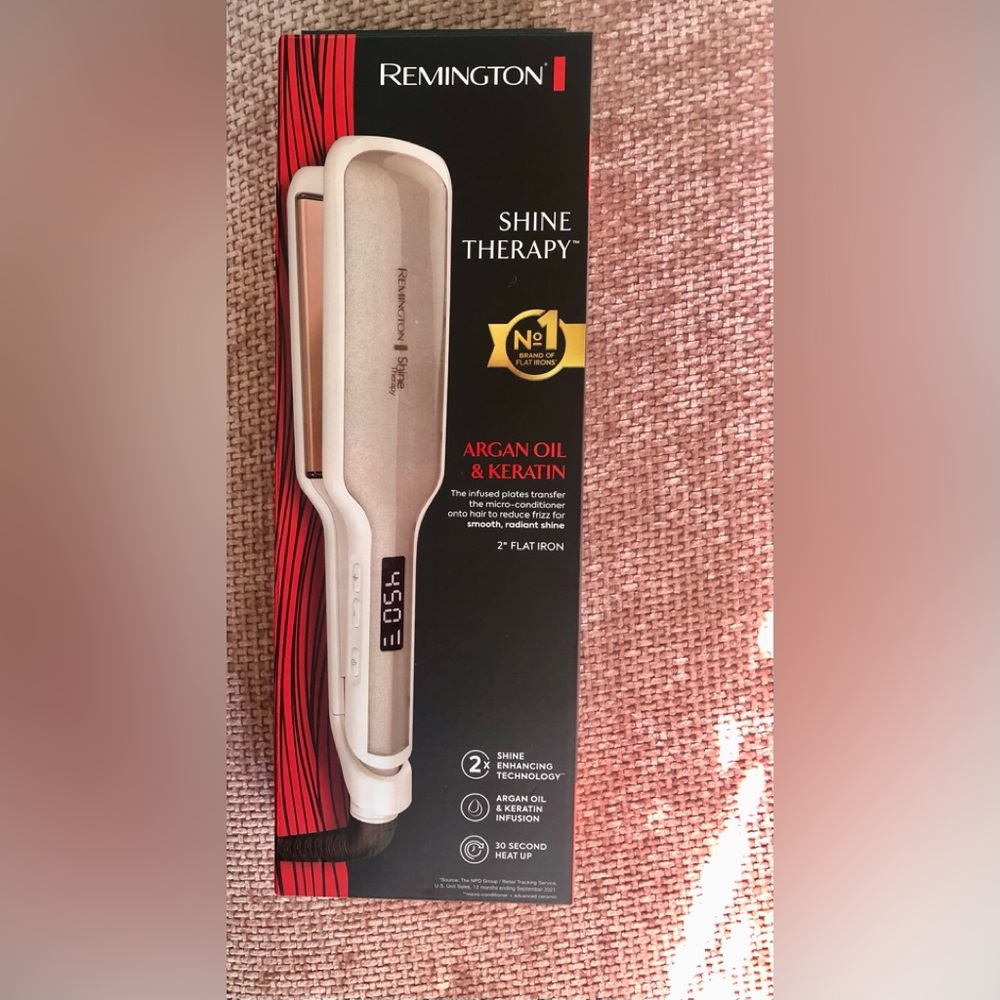 Remington shine therapy 2 inch flat iron BNIB